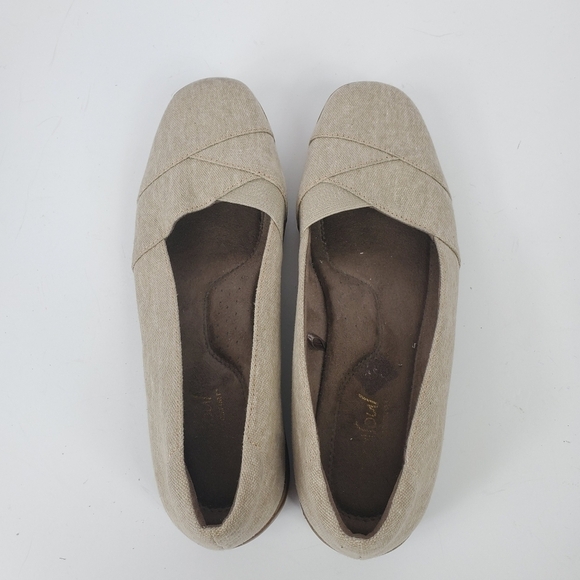 Natural Soul Walking Shoes Flats Slip On Size 7.5 - Picture 9 of 9